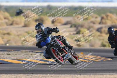 media/Nov-06-2023-Moto Forza (Mon) [[ce023d0744]]/3-Intermediate Group/Session 5 (Turn 4)/
